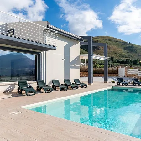 Elegante Con Piscina Privata A Scopello كاستيلاّماري ديل غو
