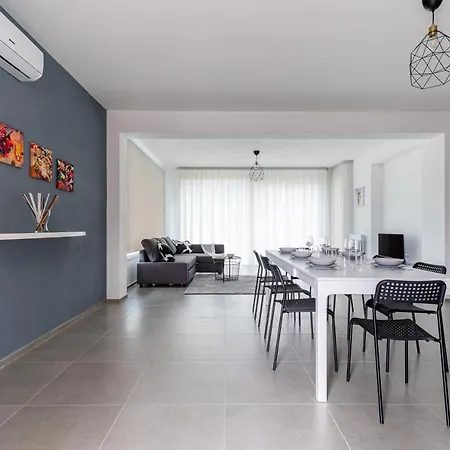 Elegante Con Piscina Privata A Scopello فيلة كاستيلاّماري ديل غو